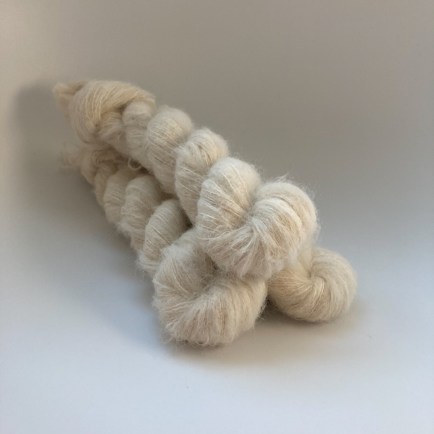 Brushed Alpaca / Undyed Natural White