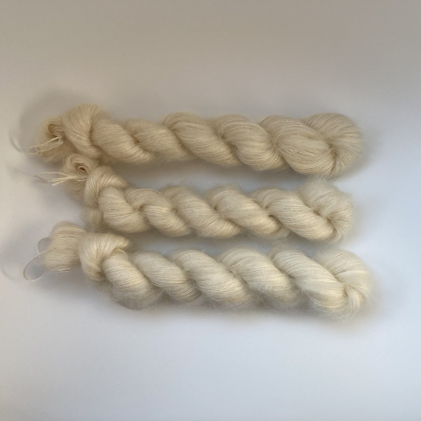 Silk Mohair / Undyed Natural White
